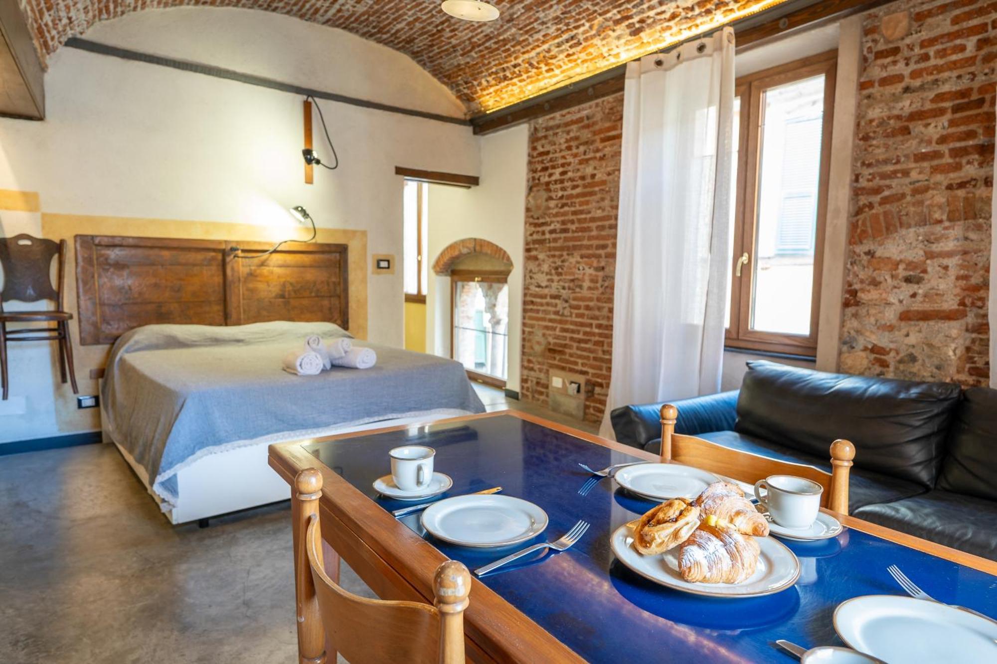 Lovingenoa Light Passion Apartment *